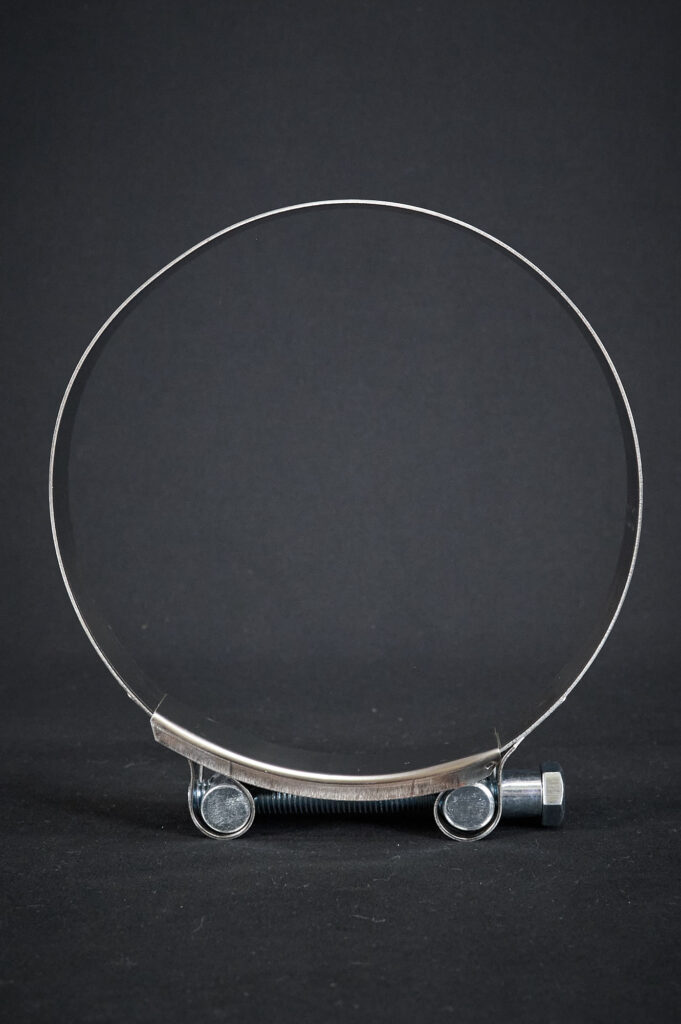 Хомут силовой из нержавеющей стали 149-161 мм
